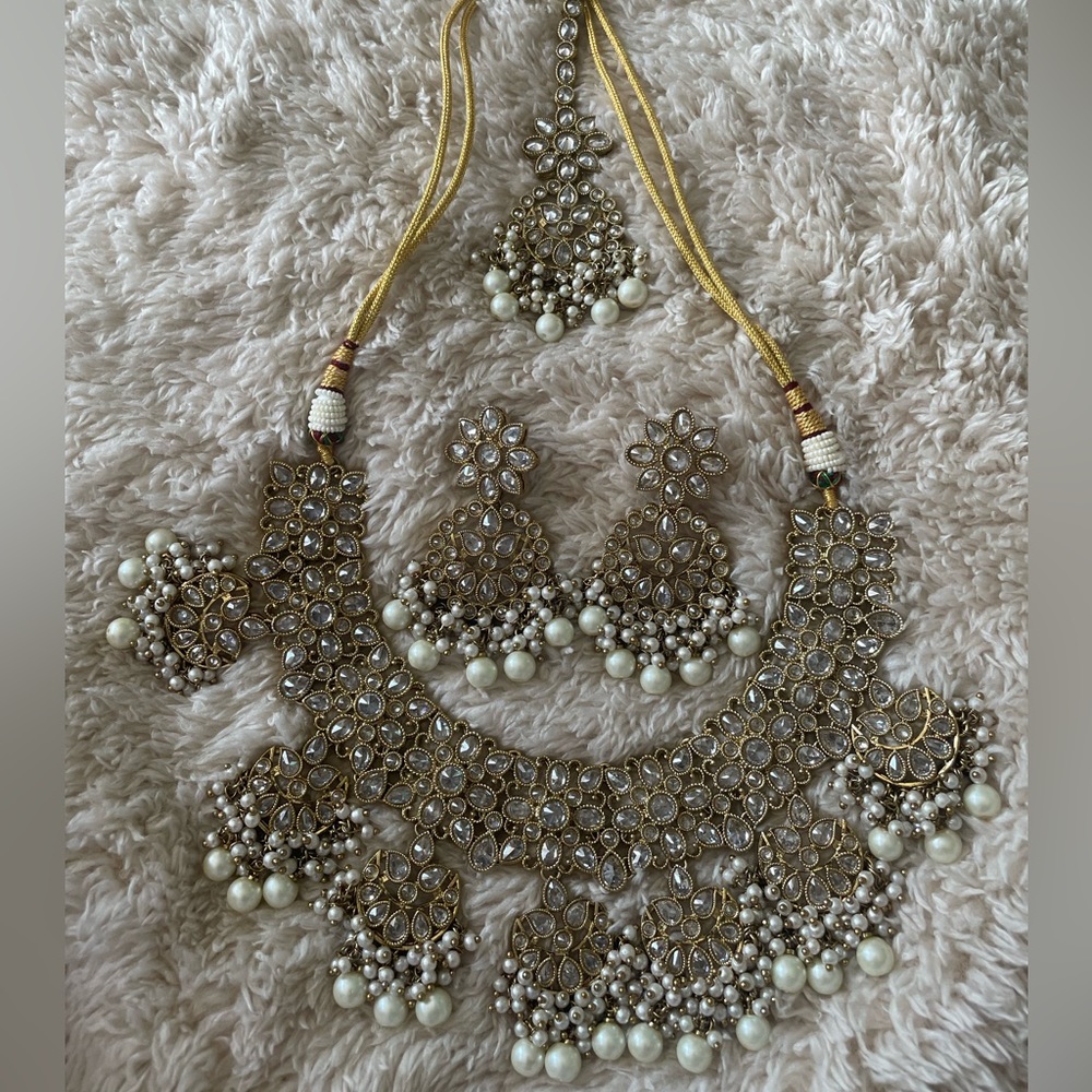 White and Silver Tikka Set with Necklace | Indian Jewelry